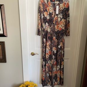 Soft Surroundings long sleeved maximum dress. Perfect for Fall and Winter